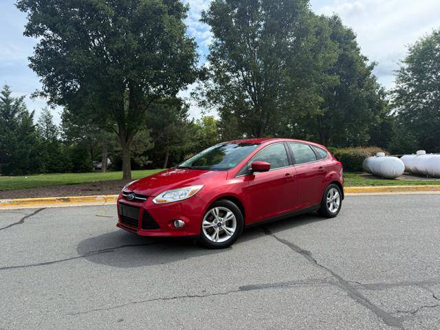 2012 Ford Focus SE — Hatchback — 86,410 mi — Sterling, VA