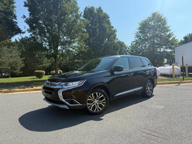 2017 Mitsubishi Outlander ES — SUV — 151,070 mi — Sterling, VA