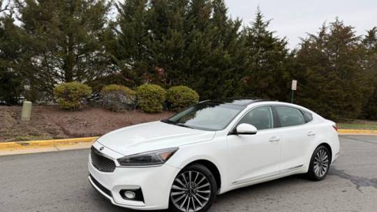 2017 Kia Cadenza Premium — Sedan — 119,893 mi — Sterling, VA