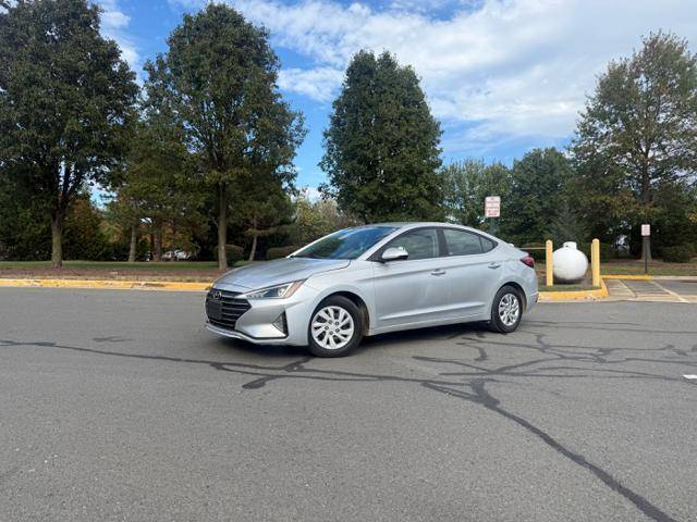 2019 Hyundai Elantra SE — Sedan — 52,915 mi — Sterling, VA