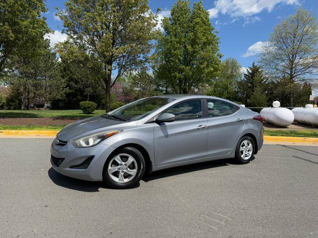 2015 Hyundai Elantra SE — Sedan — 138,647 mi — Sterling, VA