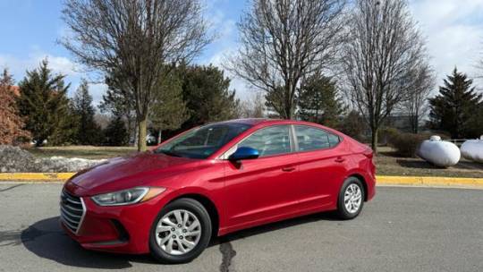 2017 Hyundai Elantra SE — Sedan — 113,512 mi — Sterling, VA