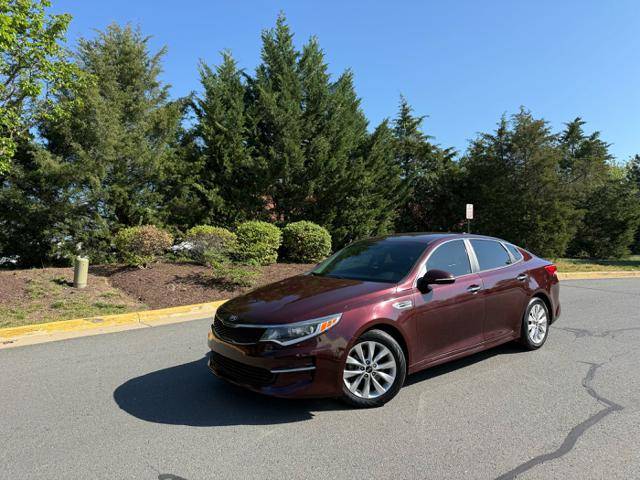 2017 Kia Optima LX — Sedan — 113,702 mi — Sterling, VA