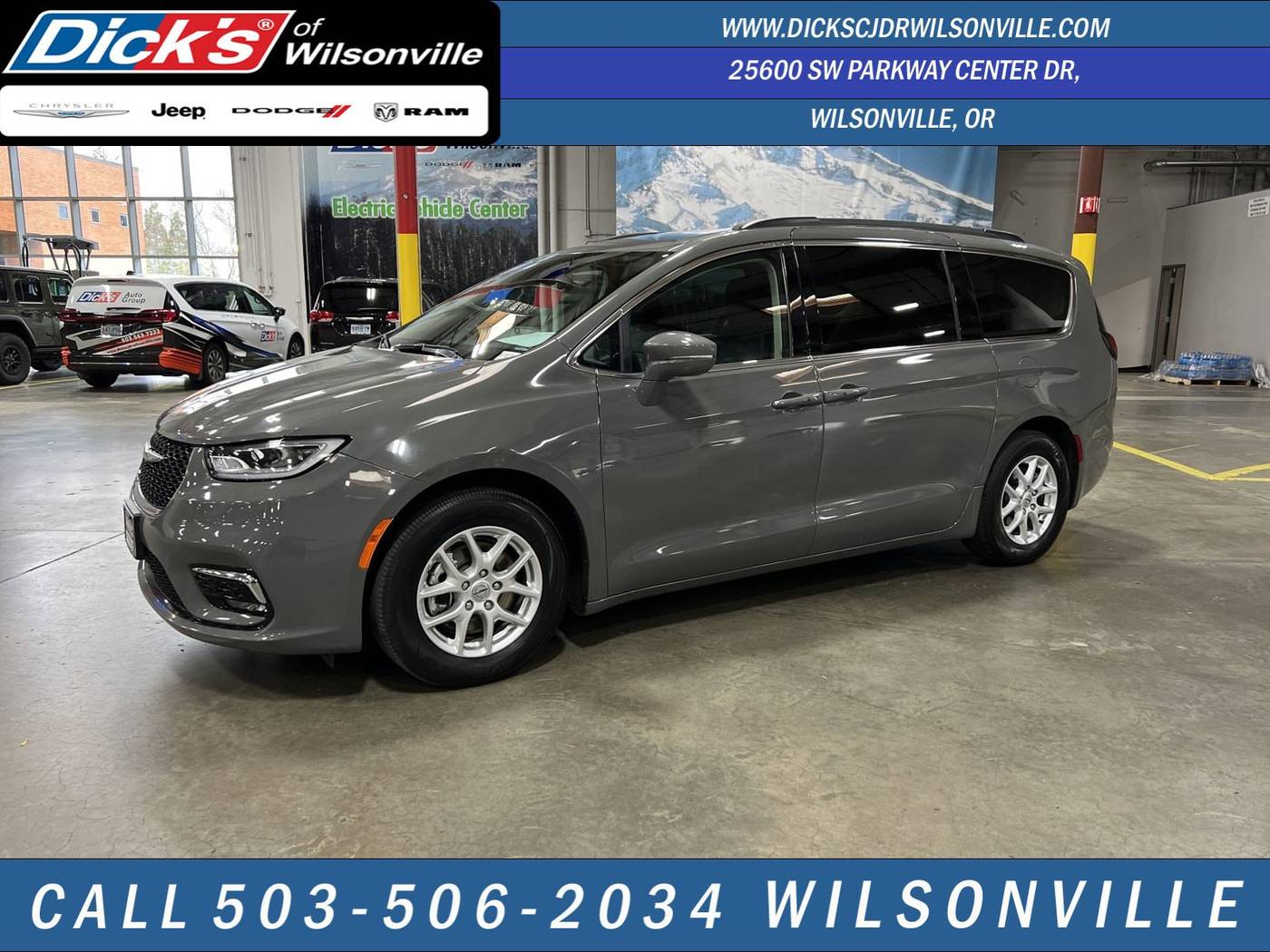 2022 Chrysler Pacifica Touring L — Minivan — 70,968 mi — Wilsonville, OR
