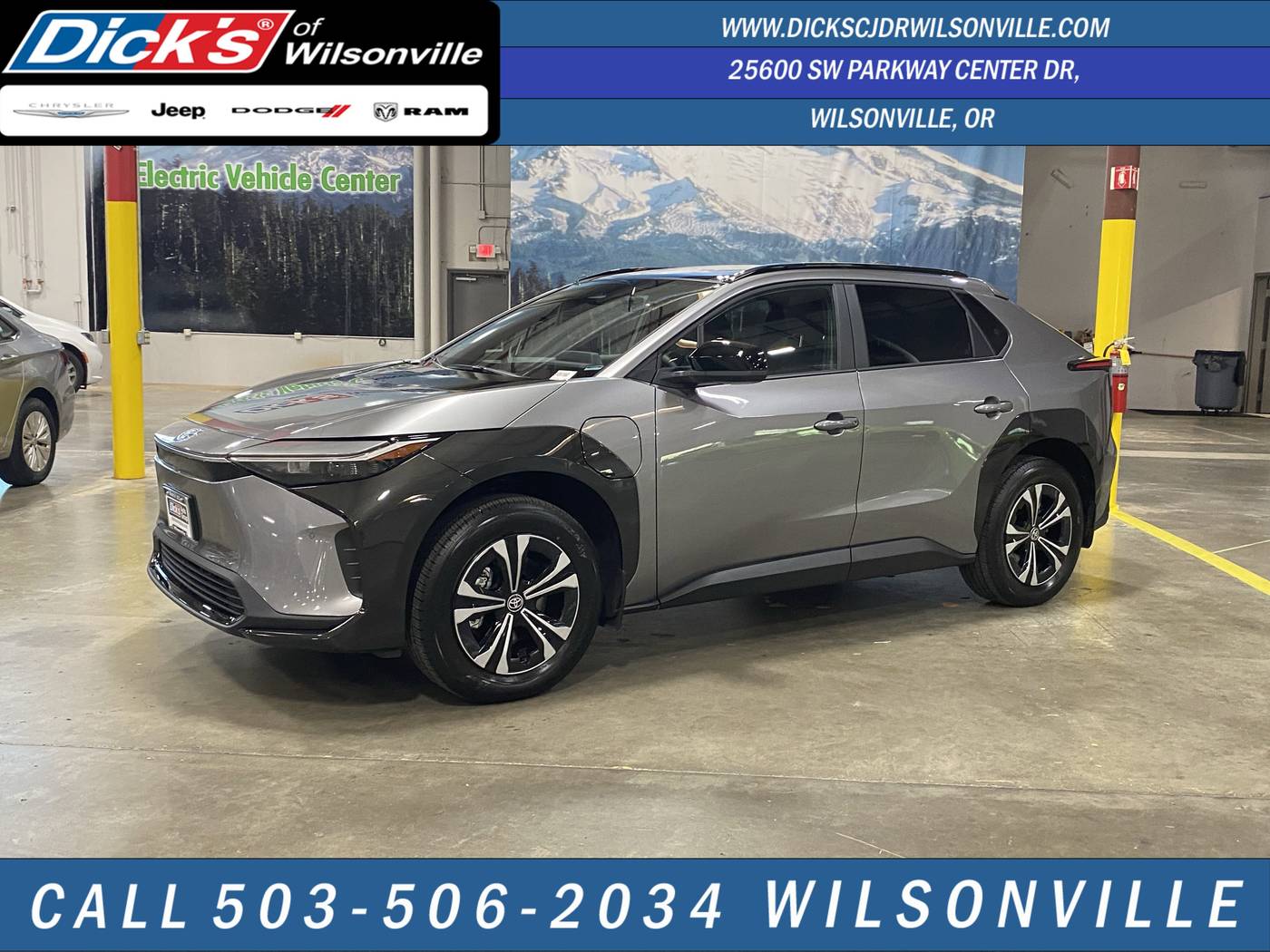 2025 Toyota bZ4X XLE — SUV — 100 mi — Wilsonville, OR