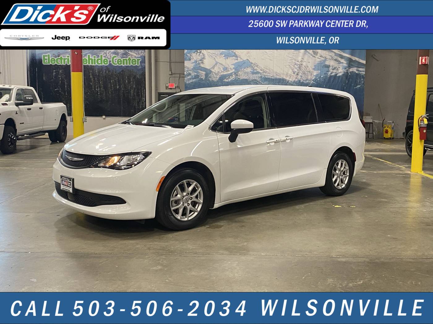 2023 Chrysler Voyager LX — Minivan — 53,485 mi — Wilsonville, OR
