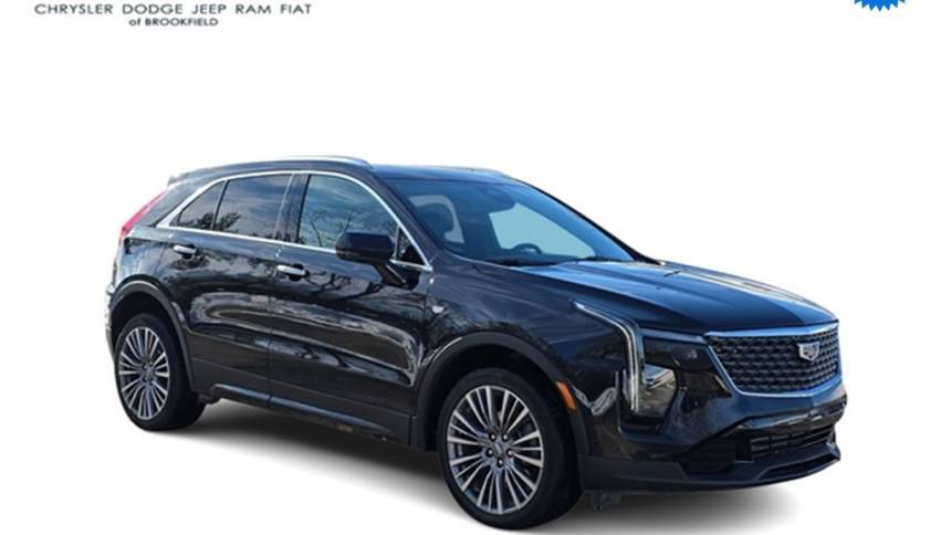2024 Cadillac XT4 Premium Luxury — SUV — 22,556 mi — Brookfield, WI