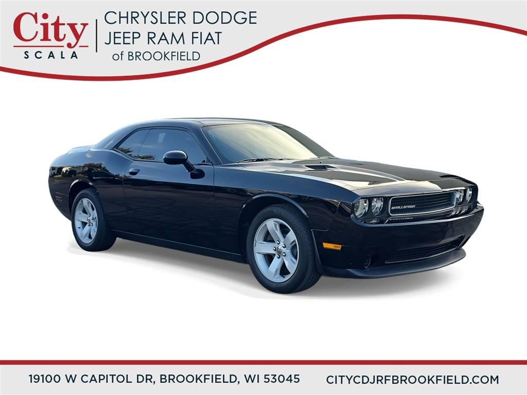 2014 Dodge Challenger SXT — Coupe — 50,015 mi — Brookfield, WI