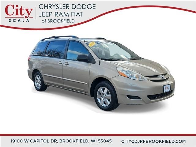 2006 Toyota Sienna CE — Minivan — 125,936 mi — Brookfield, WI