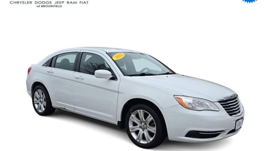 2012 Chrysler 200 Touring — Sedan — 138,147 mi — Brookfield, WI