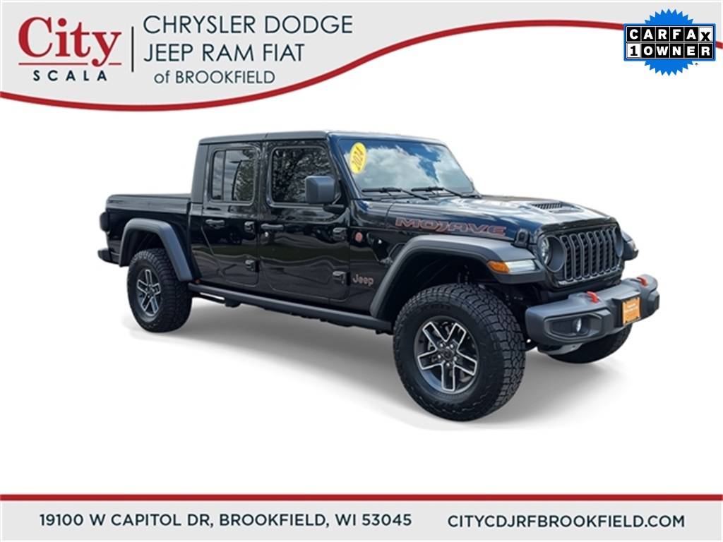 2024 Jeep Gladiator Mojave — Pickup Truck — 10,885 mi — Brookfield, WI