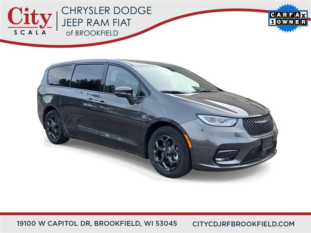 2022 Chrysler Pacifica Hybrid Limited — Minivan — 23,165 mi — Brookfield, WI
