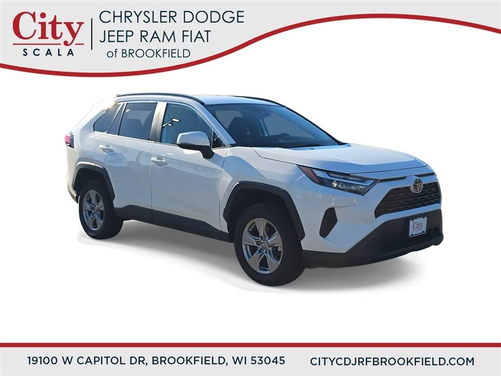 2024 Toyota RAV4 XLE — SUV — 27,285 mi — Brookfield, WI