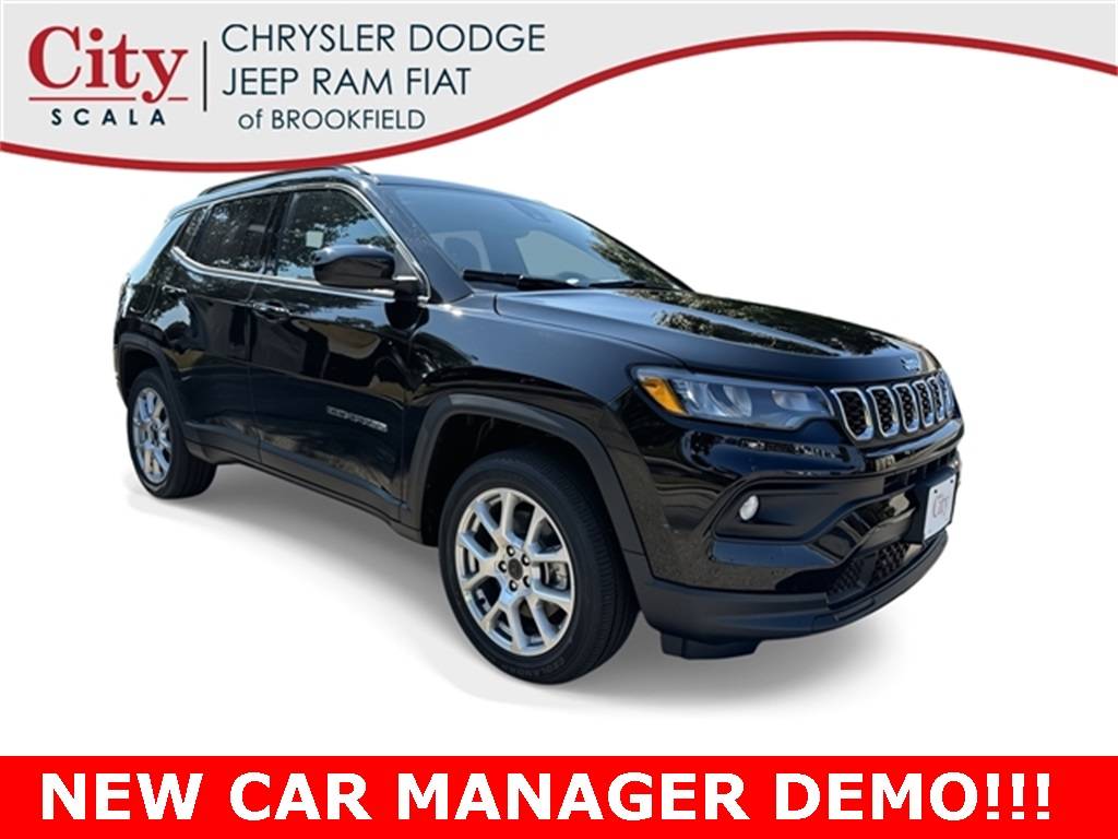 2025 Jeep Compass Latitude — SUV — 8,040 mi — Brookfield, WI