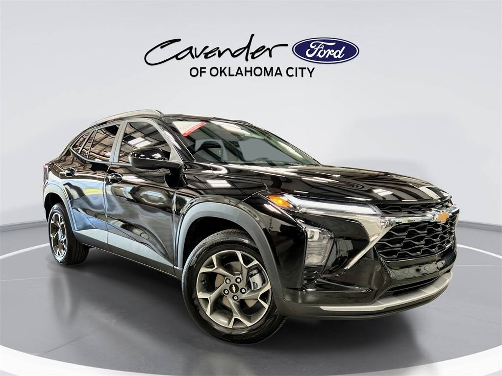 2025 Chevrolet Trax LT — SUV — 8,261 mi — Oklahoma City, OK