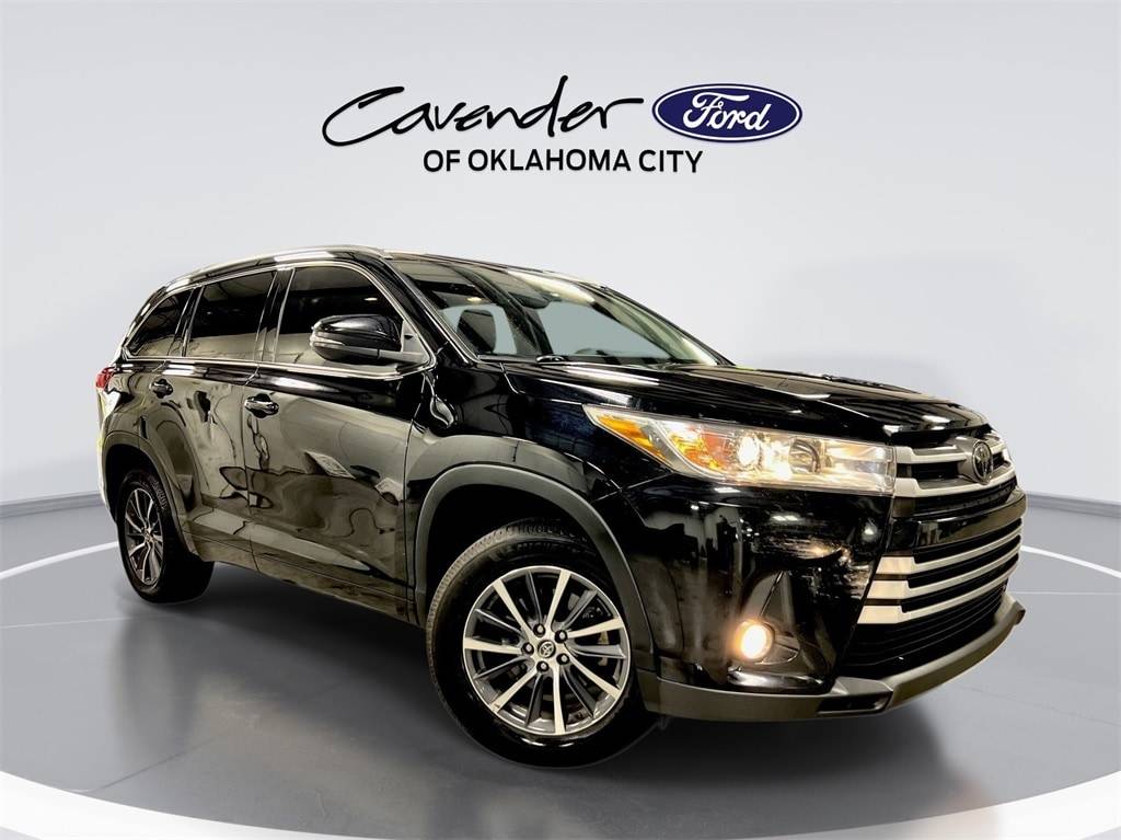 2018 Toyota Highlander XLE — SUV — 122,205 mi — Oklahoma City, OK