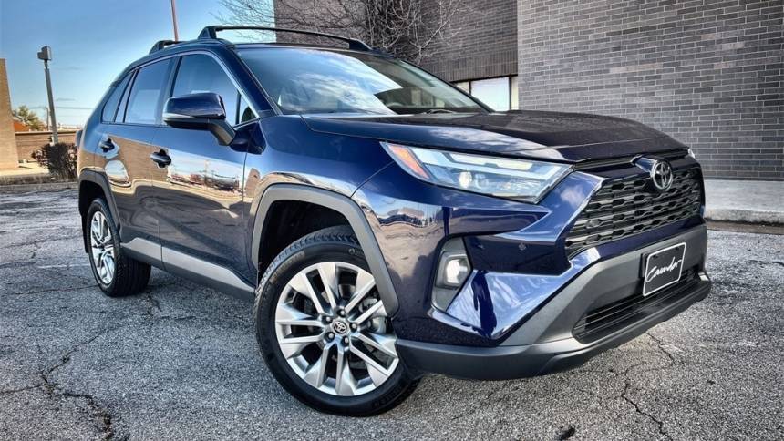2024 Toyota RAV4 XLE Premium — SUV — 17,561 mi — Oklahoma City, OK