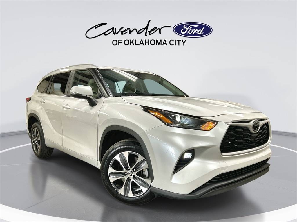 2024 Toyota Highlander XLE — SUV — 10,186 mi — Oklahoma City, OK