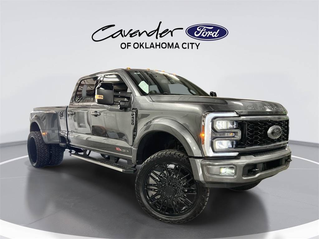 2025 Ford Super Duty F-450 LARIAT — Pickup Truck — 207 mi — Oklahoma City, OK