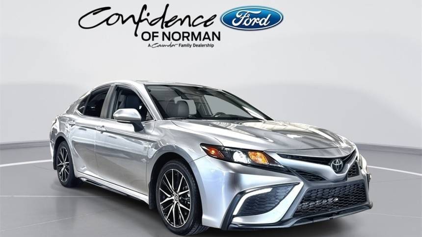 2023 Toyota Camry SE — Sedan — 55,378 mi — Norman, OK