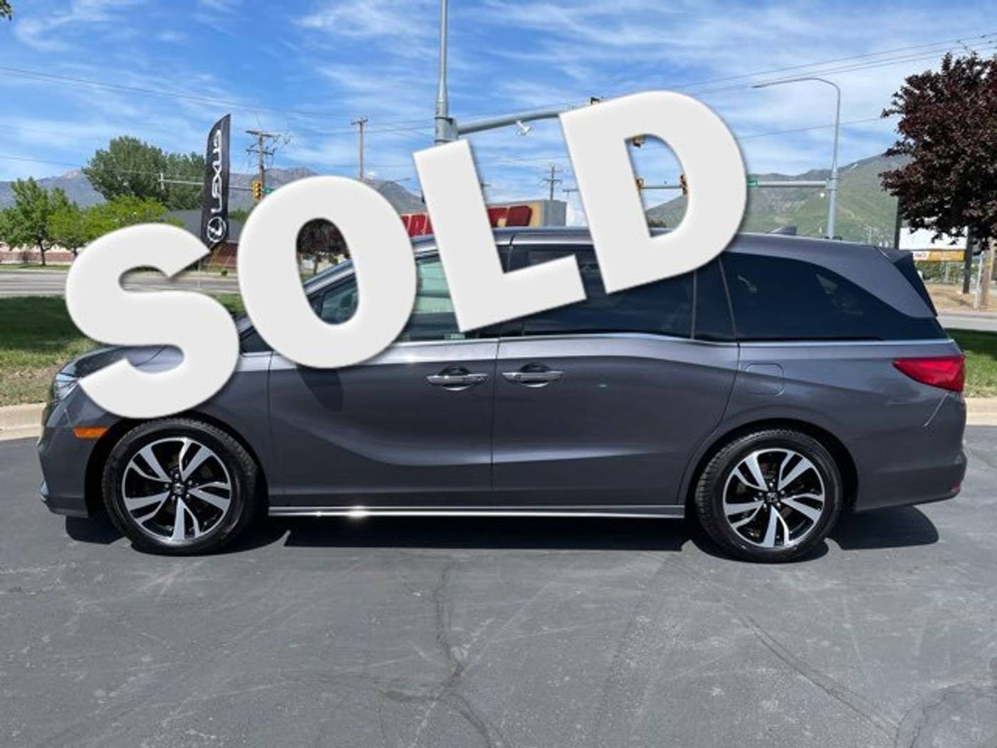 2019 Honda Odyssey Elite — Minivan — 122,501 mi — Layton, UT