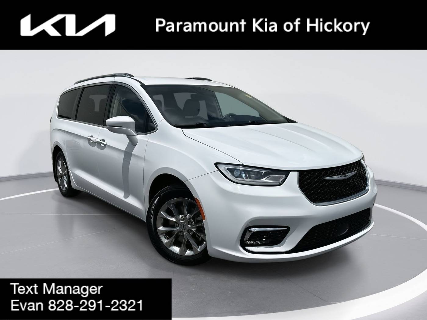 2021 Chrysler Pacifica Touring L — Minivan — 53,638 mi — Hickory, NC