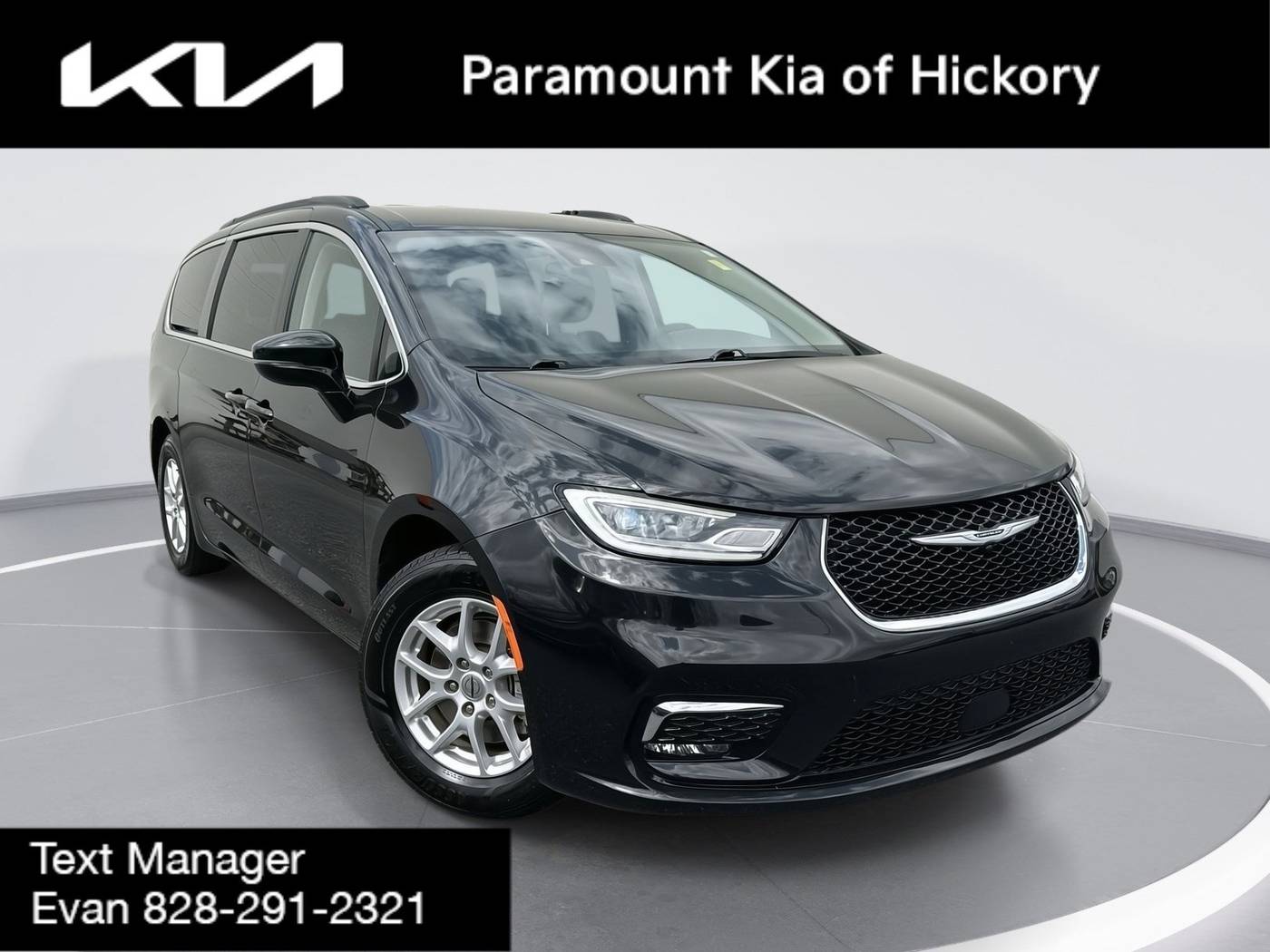2022 Chrysler Pacifica Touring L — Minivan — 81,349 mi — Hickory, NC