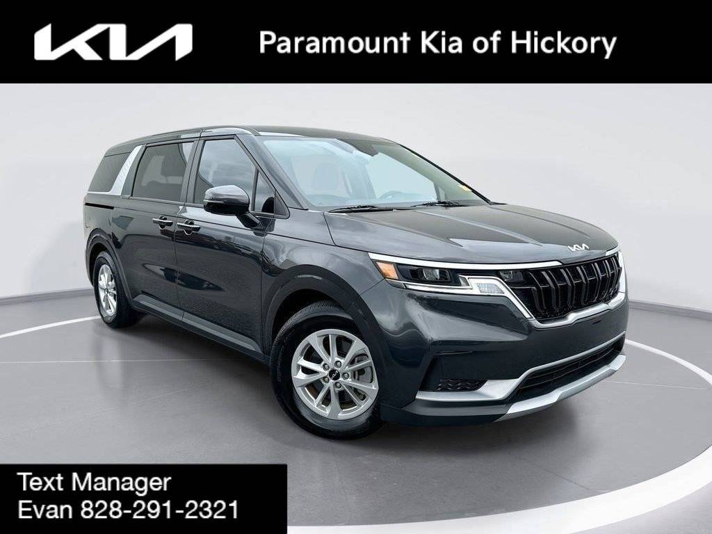 2024 Kia Carnival LXS — Minivan — 10,611 mi — Hickory, NC