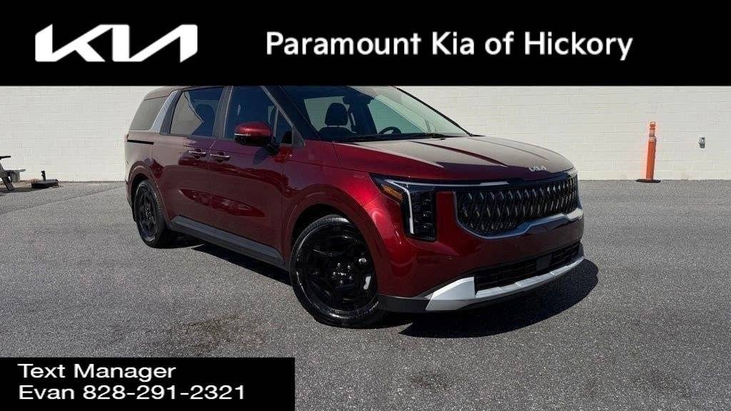 2025 Kia Carnival LXS — Minivan — 6,011 mi — Hickory, NC