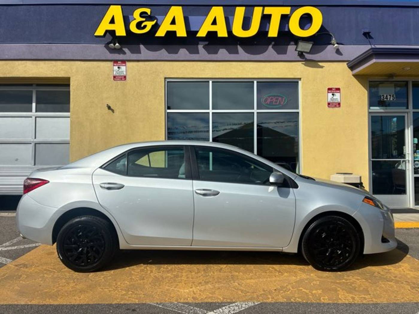 2019 Toyota Corolla LE — Sedan — 61,051 mi — Englewood, CO