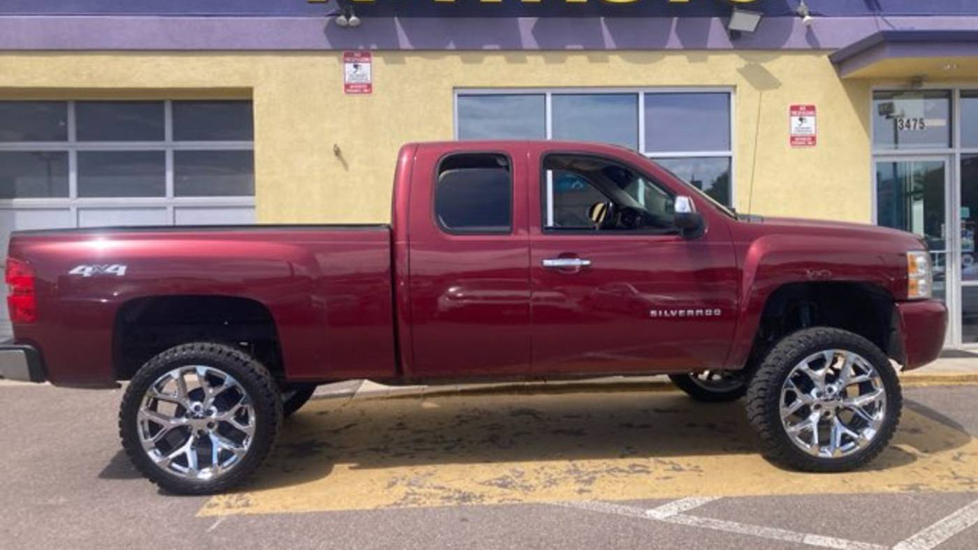 2013 Chevrolet Silverado 1500 LT — Pickup Truck — 128,633 mi — Englewood, CO