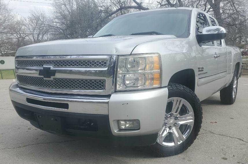 2011 Chevrolet Silverado 1500 LT — Pickup Truck — 206,035 mi — Lake Worth, TX
