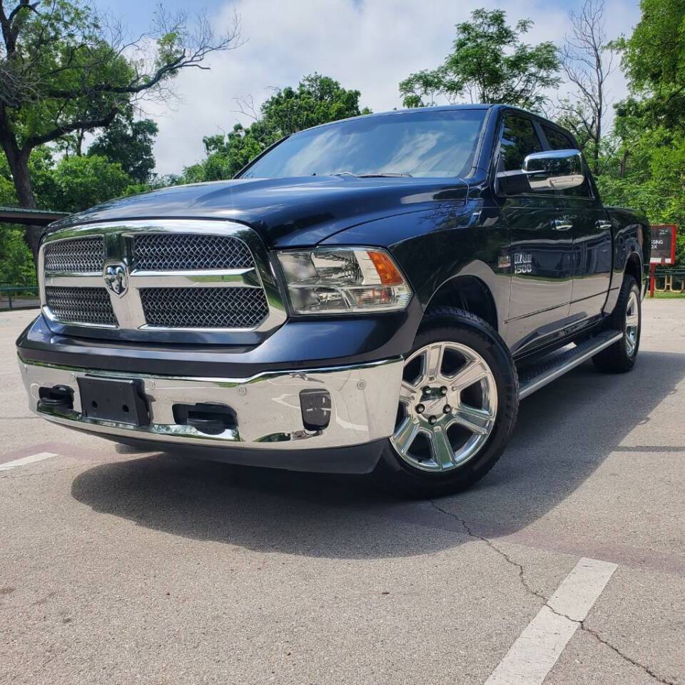 2017 Ram 1500 Lone Star Silver — Pickup Truck — 200,894 mi — Lake Worth, TX
