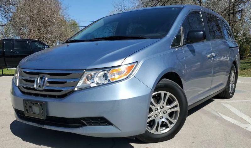 2013 Honda Odyssey EX-L — Minivan — 110,913 mi — Lake Worth, TX
