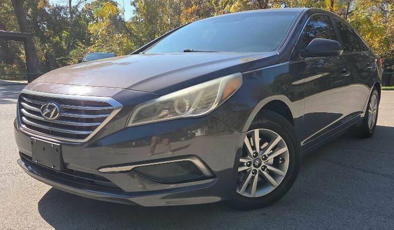 2016 Hyundai Sonata SE — Sedan — 114,326 mi — Lake Worth, TX