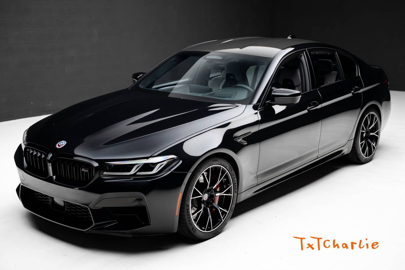 2023 BMW M5 Standard