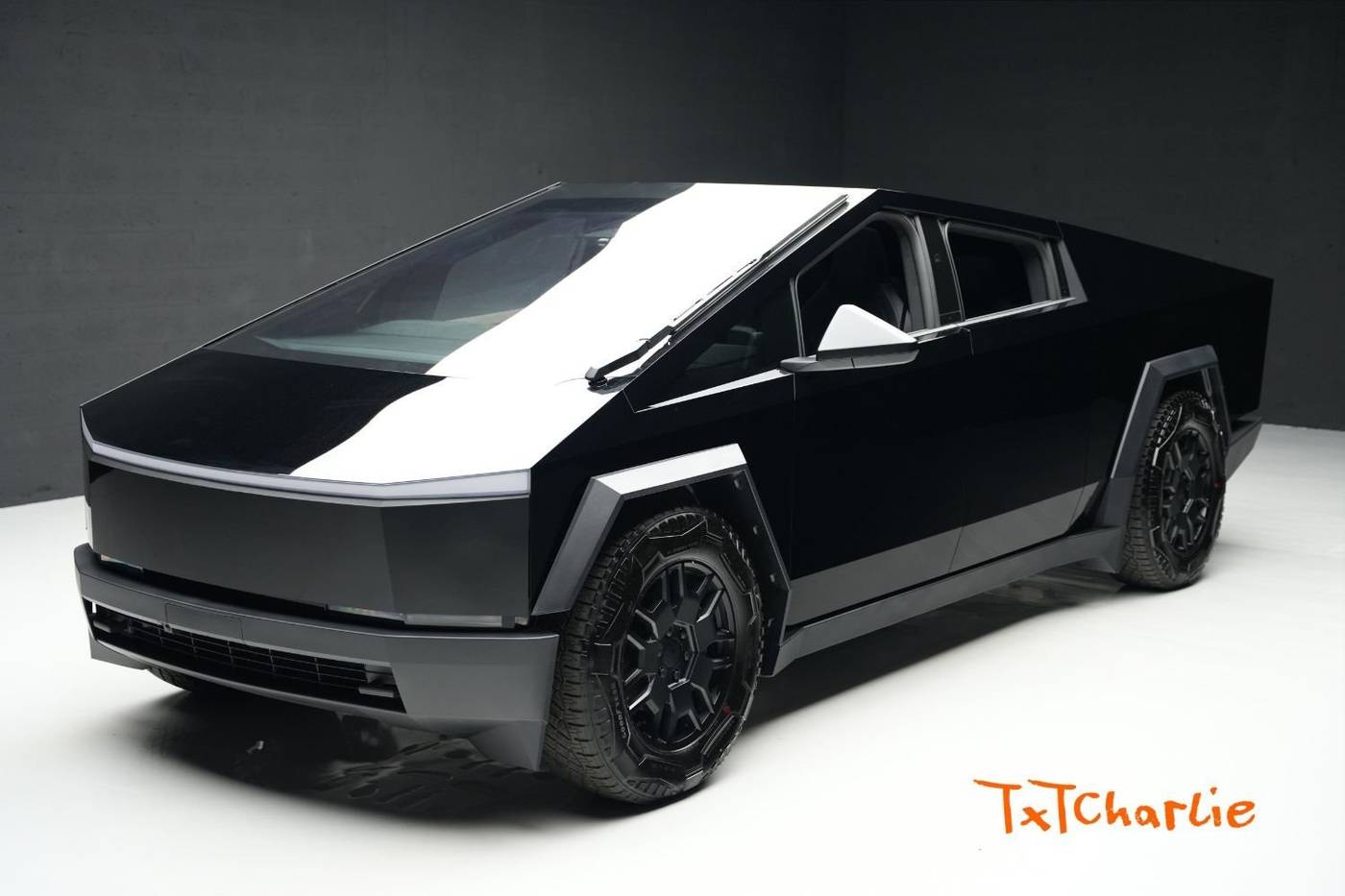 2024 Tesla Cybertruck Cyberbeast — Pickup Truck — 1,085 mi — Fort Lauderdale, FL