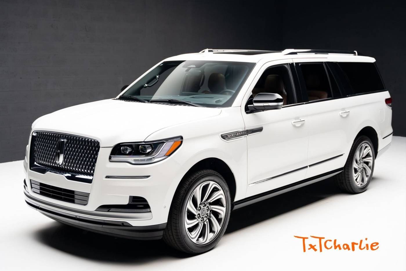 2024 Lincoln Navigator Reserve — SUV — 9,310 mi — Fort Lauderdale, FL