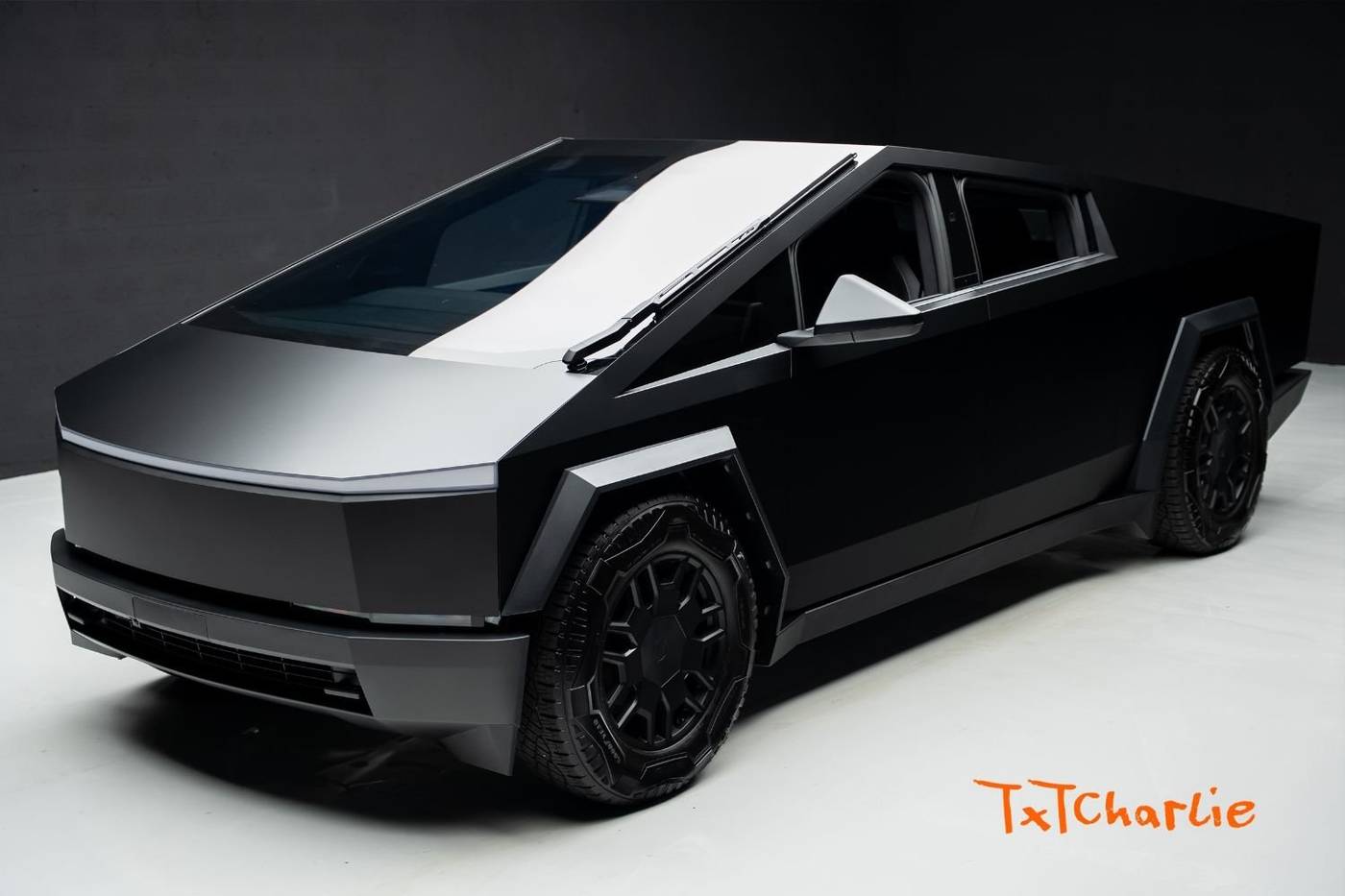 2024 Tesla Cybertruck Cyberbeast — Pickup Truck — 4,217 mi — Fort Lauderdale, FL