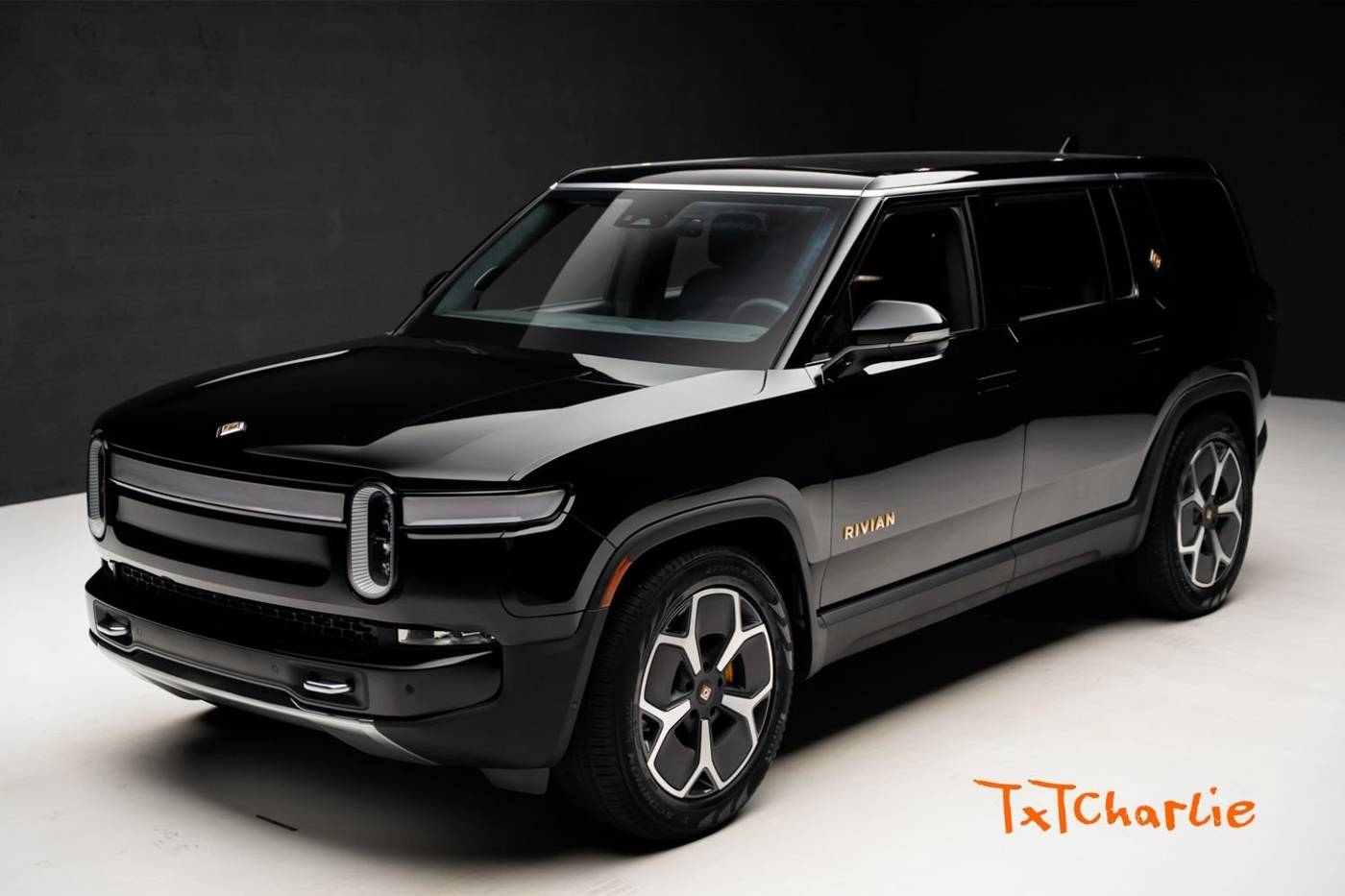 2023 Rivian R1S Adventure — SUV — 11,493 mi — Fort Lauderdale, FL