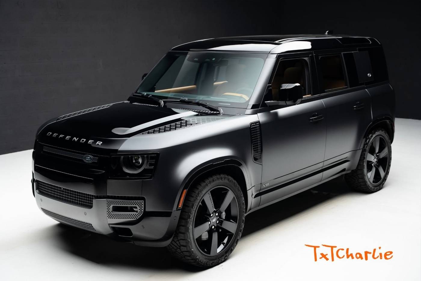 2023 Land Rover Defender V8 — SUV — 22,802 mi — Fort Lauderdale, FL