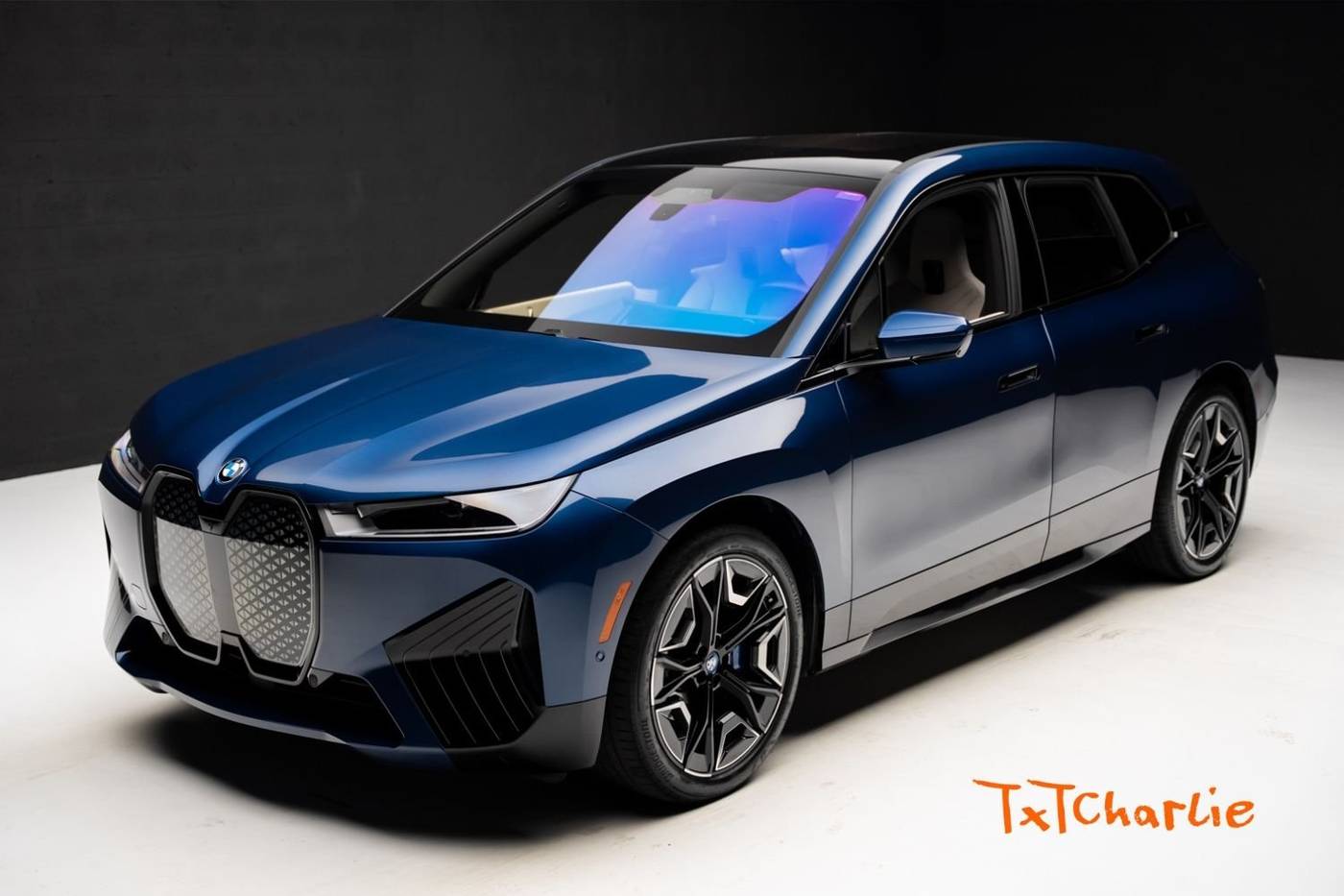 2022 BMW iX xDrive50 — SUV — 29,983 mi — Fort Lauderdale, FL