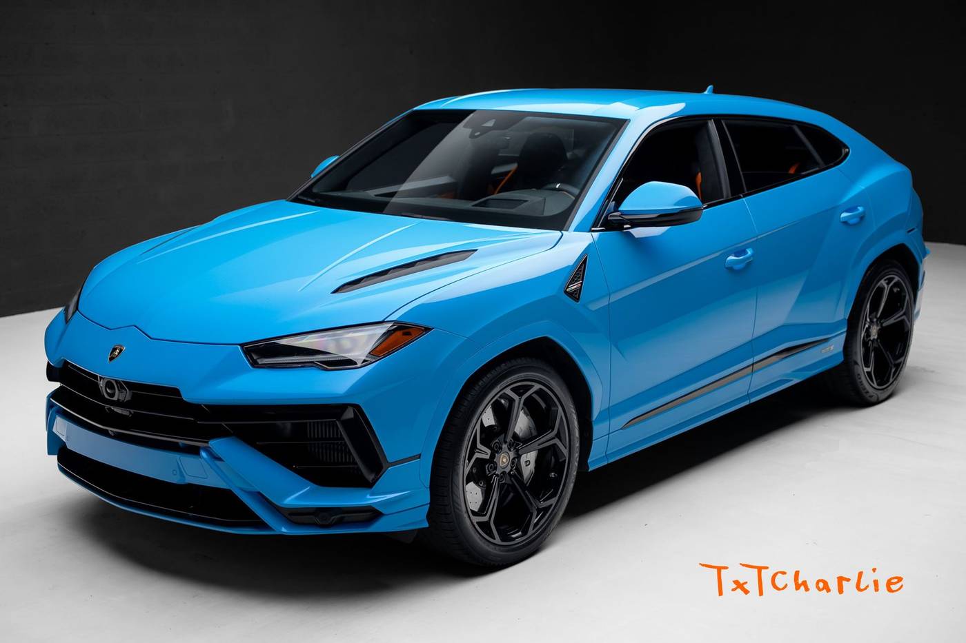 2024 Lamborghini Urus S