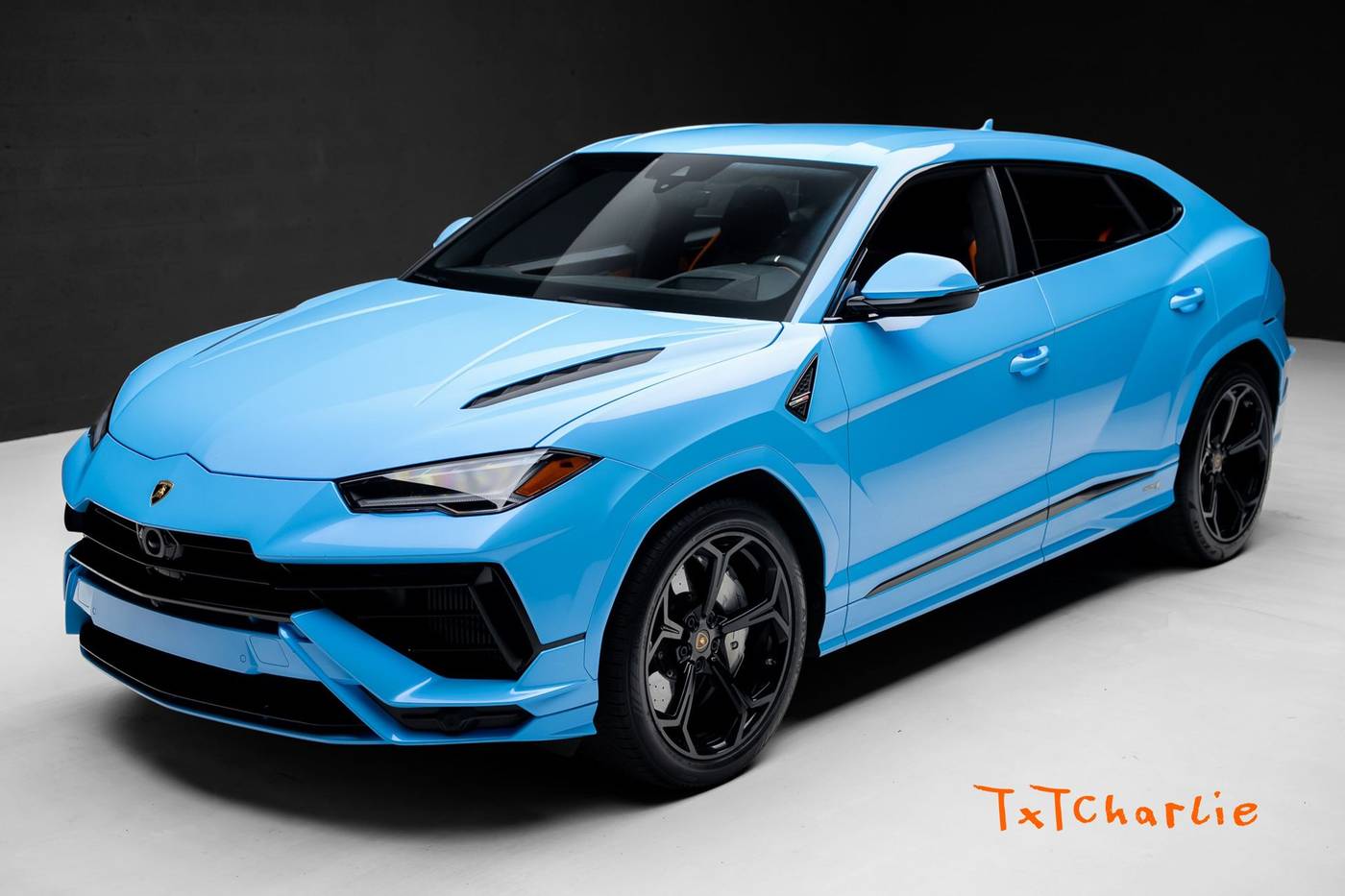 2024 Lamborghini Urus S