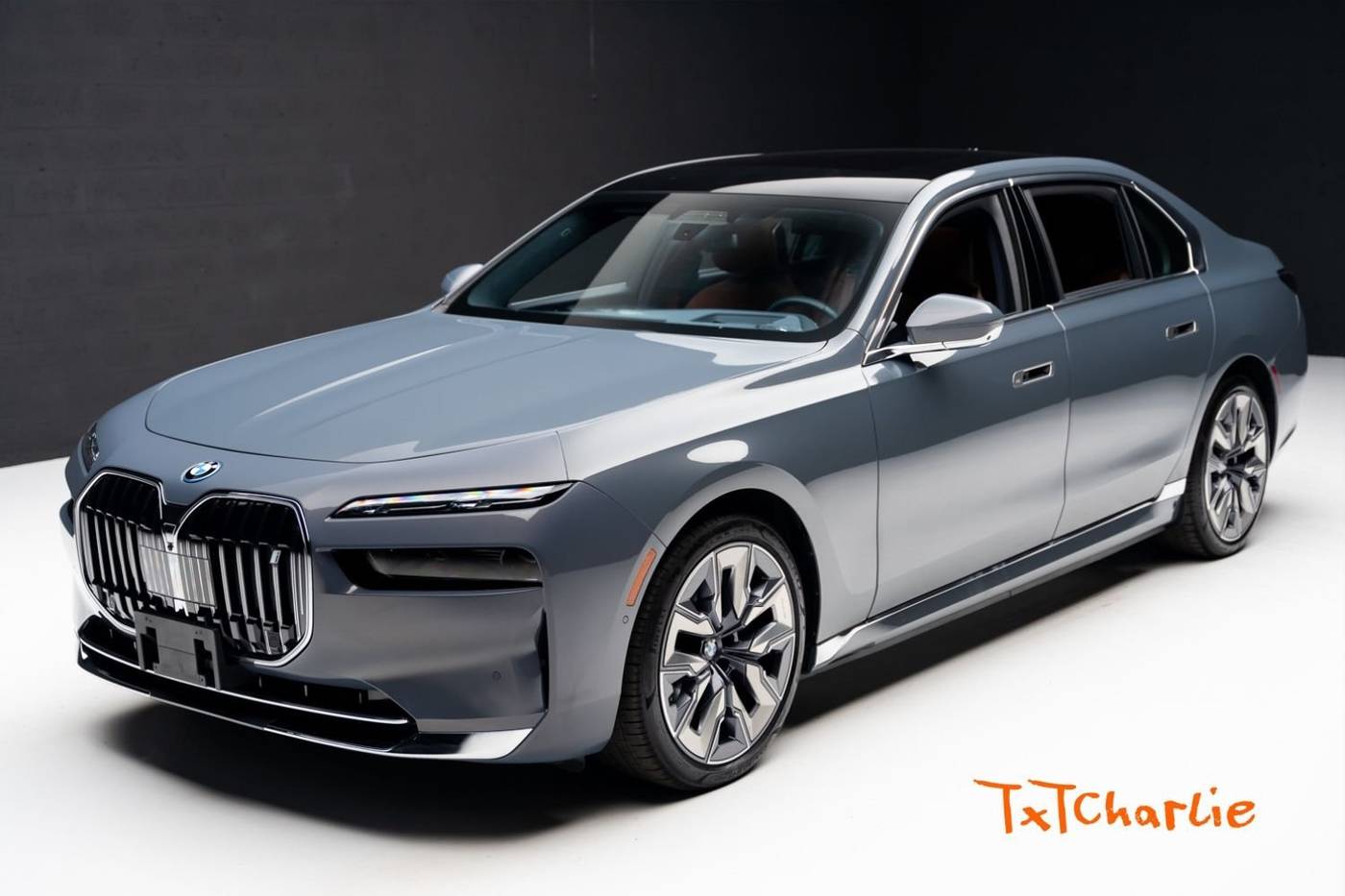2023 BMW i7 xDrive60 — Sedan — 1,465 mi — Fort Lauderdale, FL