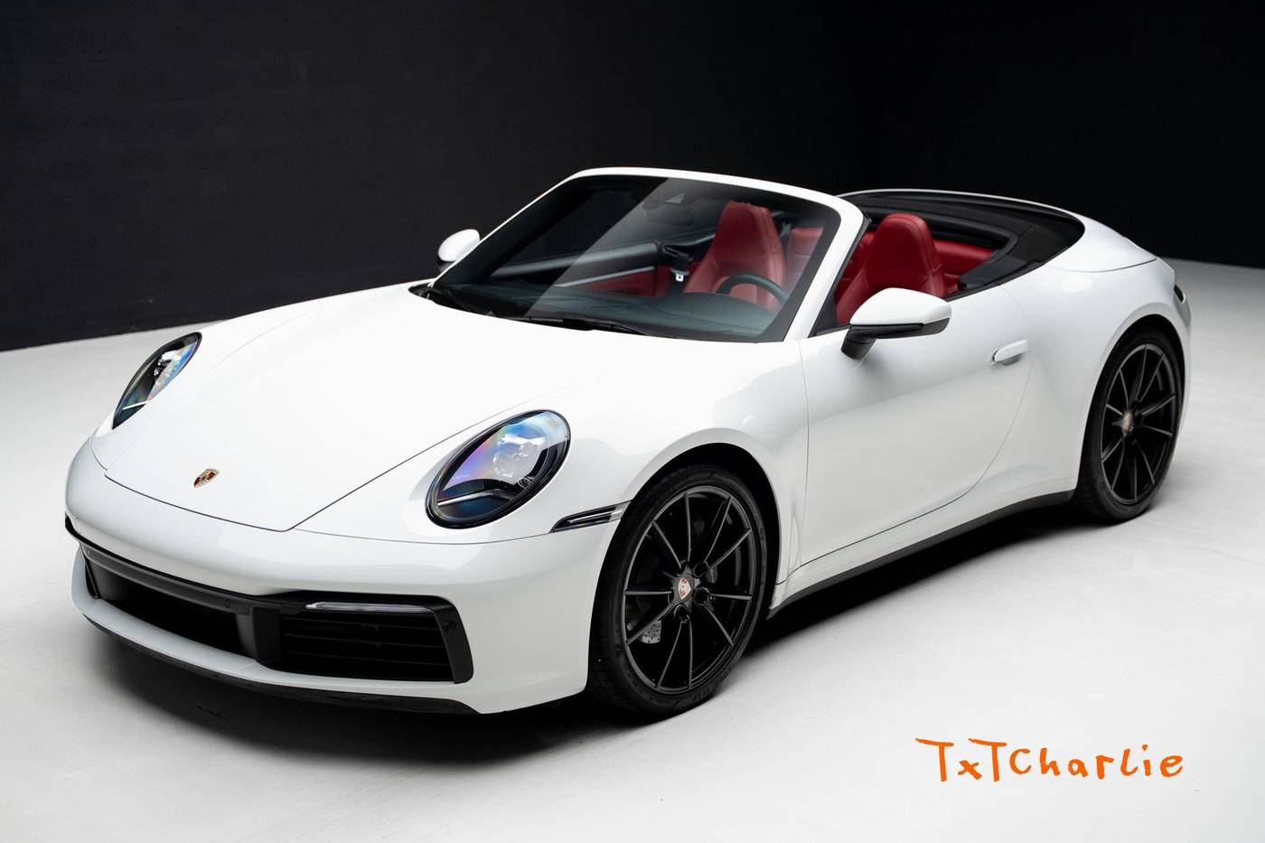 2020 Porsche 911 Carrera