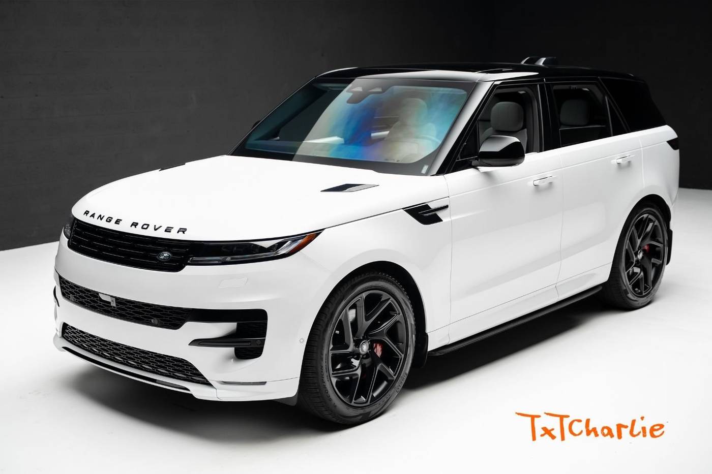 2024 Land Rover Range Rover Sport SE Dynamic — SUV — 15,693 mi — Fort Lauderdale, FL