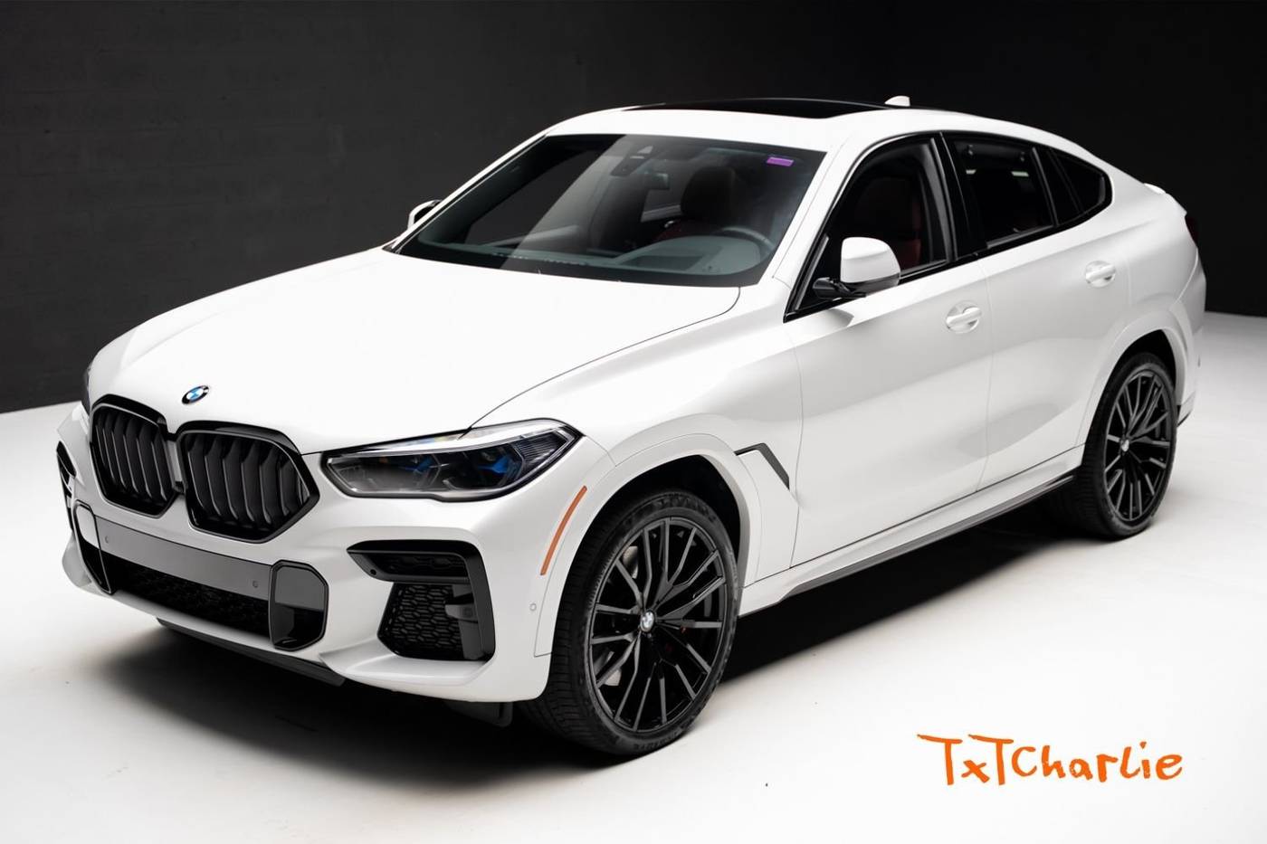 2022 BMW X6 M50i — SUV — 8,043 mi — Fort Lauderdale, FL