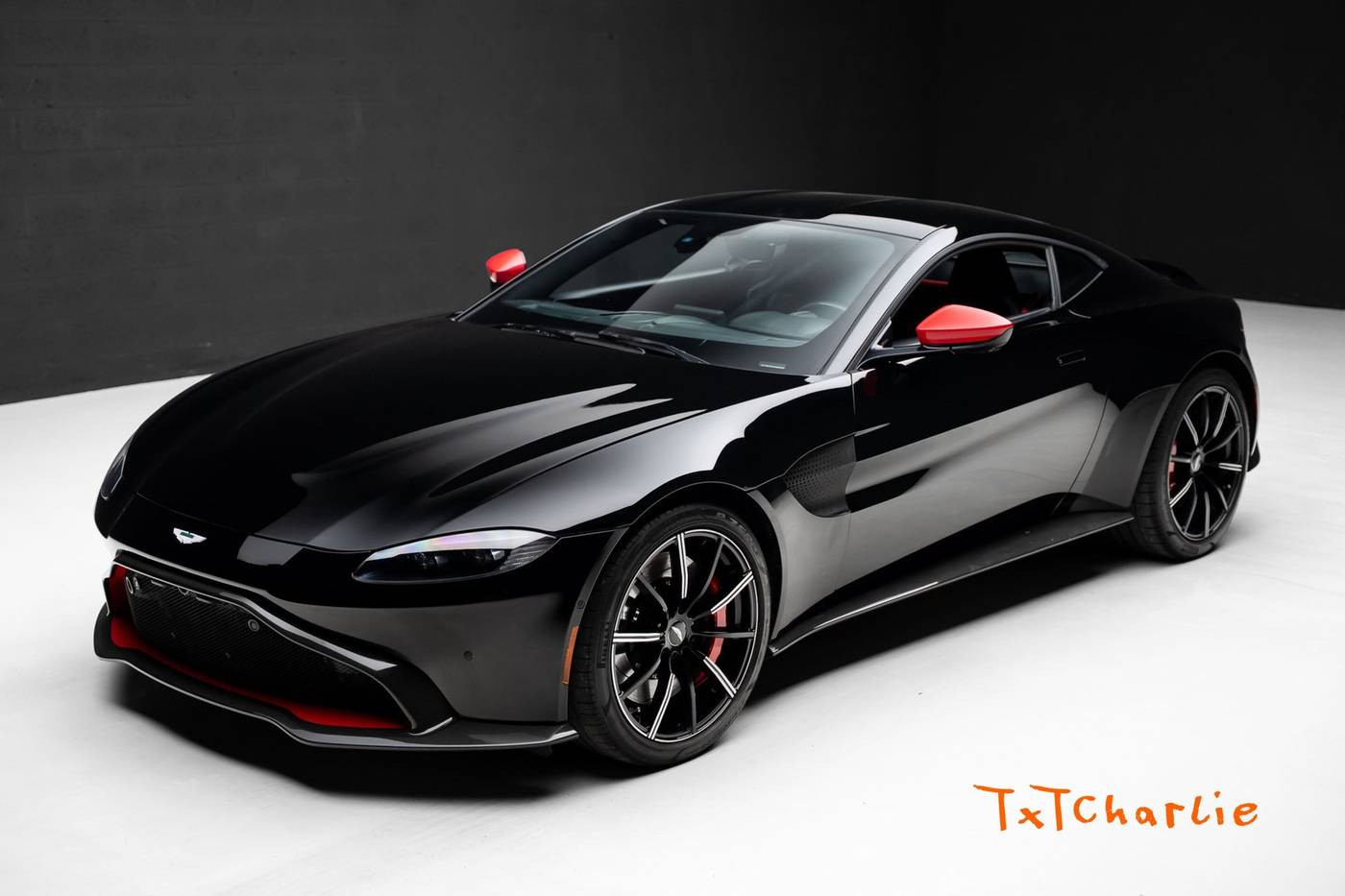 2019 Aston Martin Vantage Standard