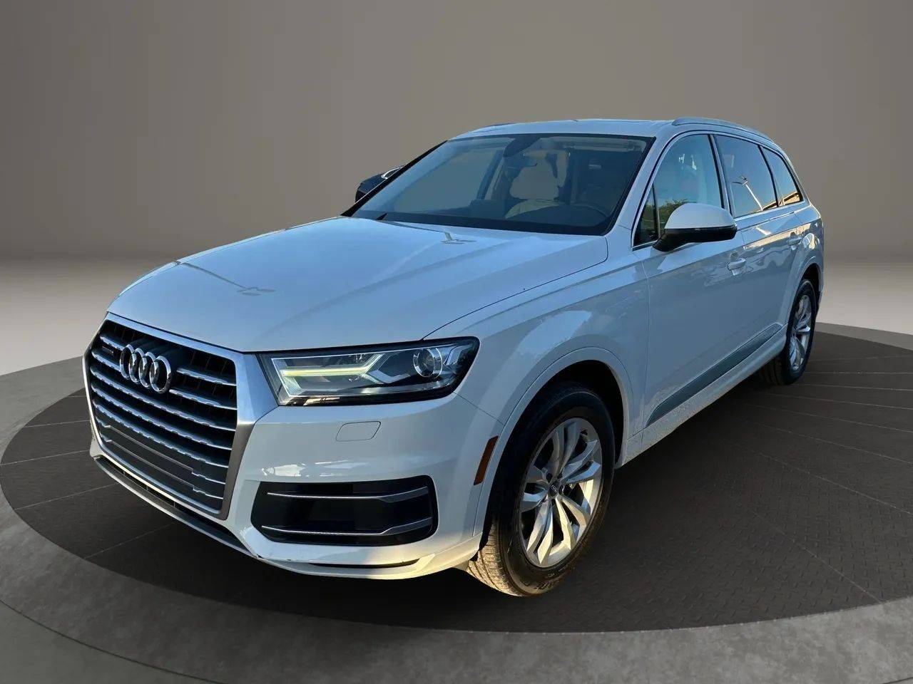 2019 Audi Q7 Premium
